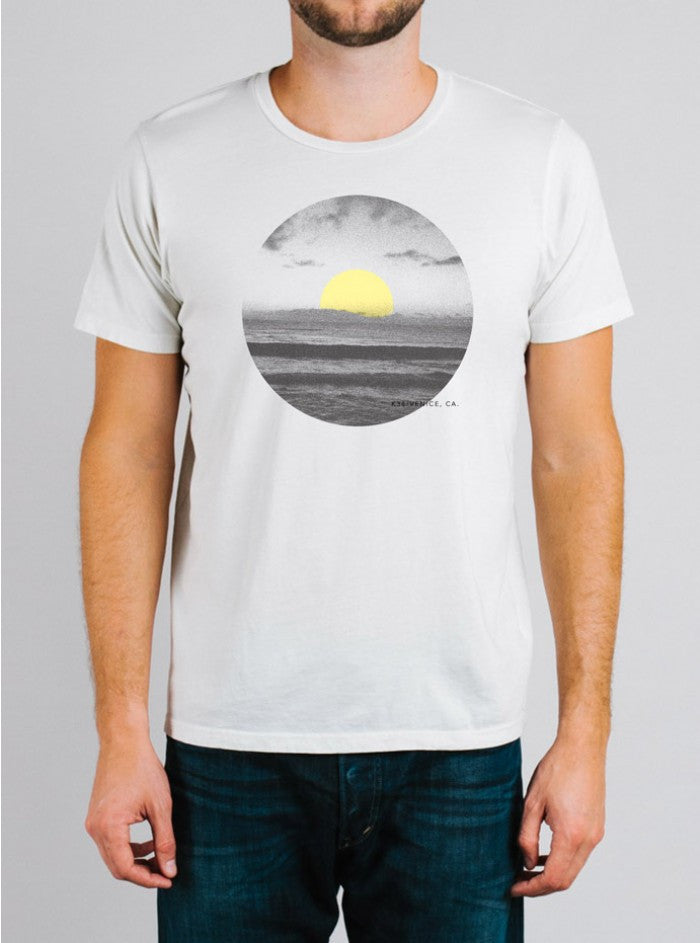 K38 Sunset Tee - biztee