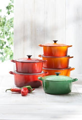 Le Creuset Enameled Cast-Iron 4-1/2-Quart Round French Oven, Red