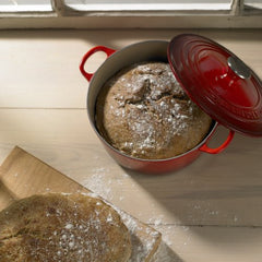 Le Creuset Enameled Cast-Iron 4-1/2-Quart Round French Oven, Red